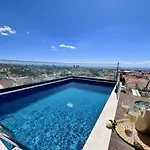 Anna Sea View Maisonette 302 *