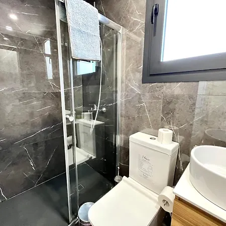 Anna Sea View Maisonette 302 ليماسول